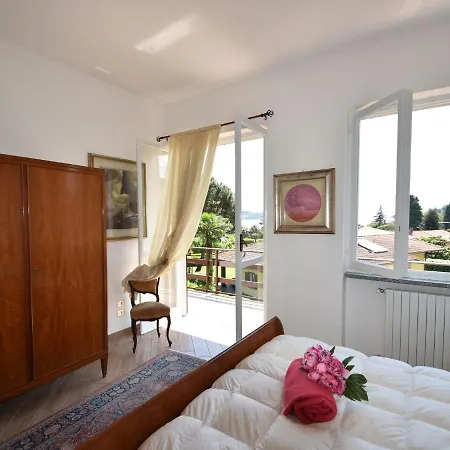 Villa Elegant In With Private Garden Meina